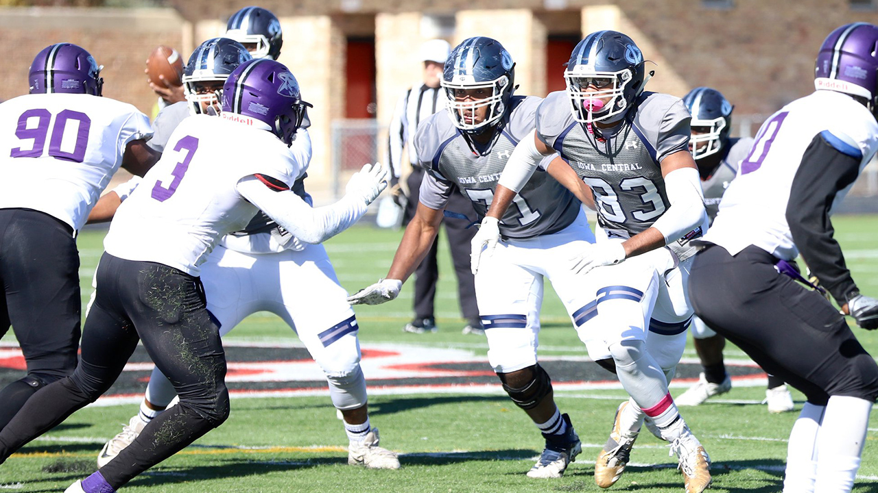 Tritons become bowl eligible