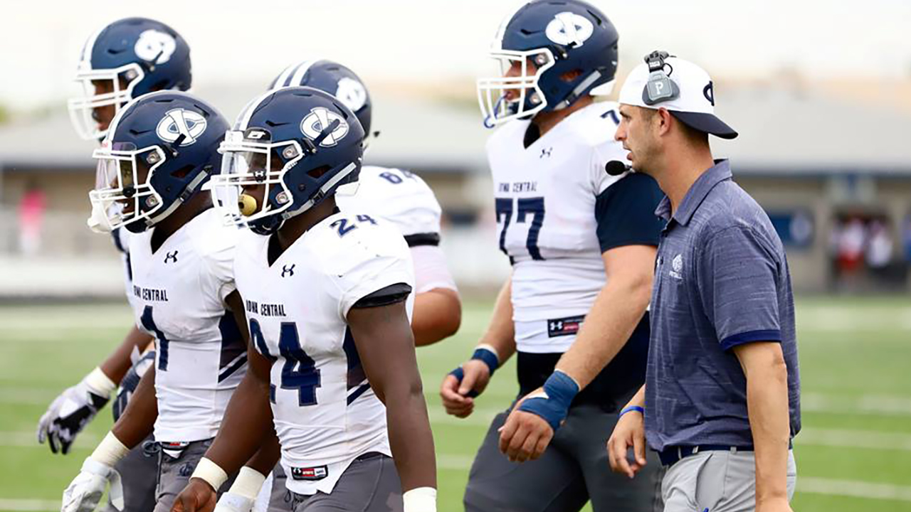 Turnovers doom No. 17 Tritons