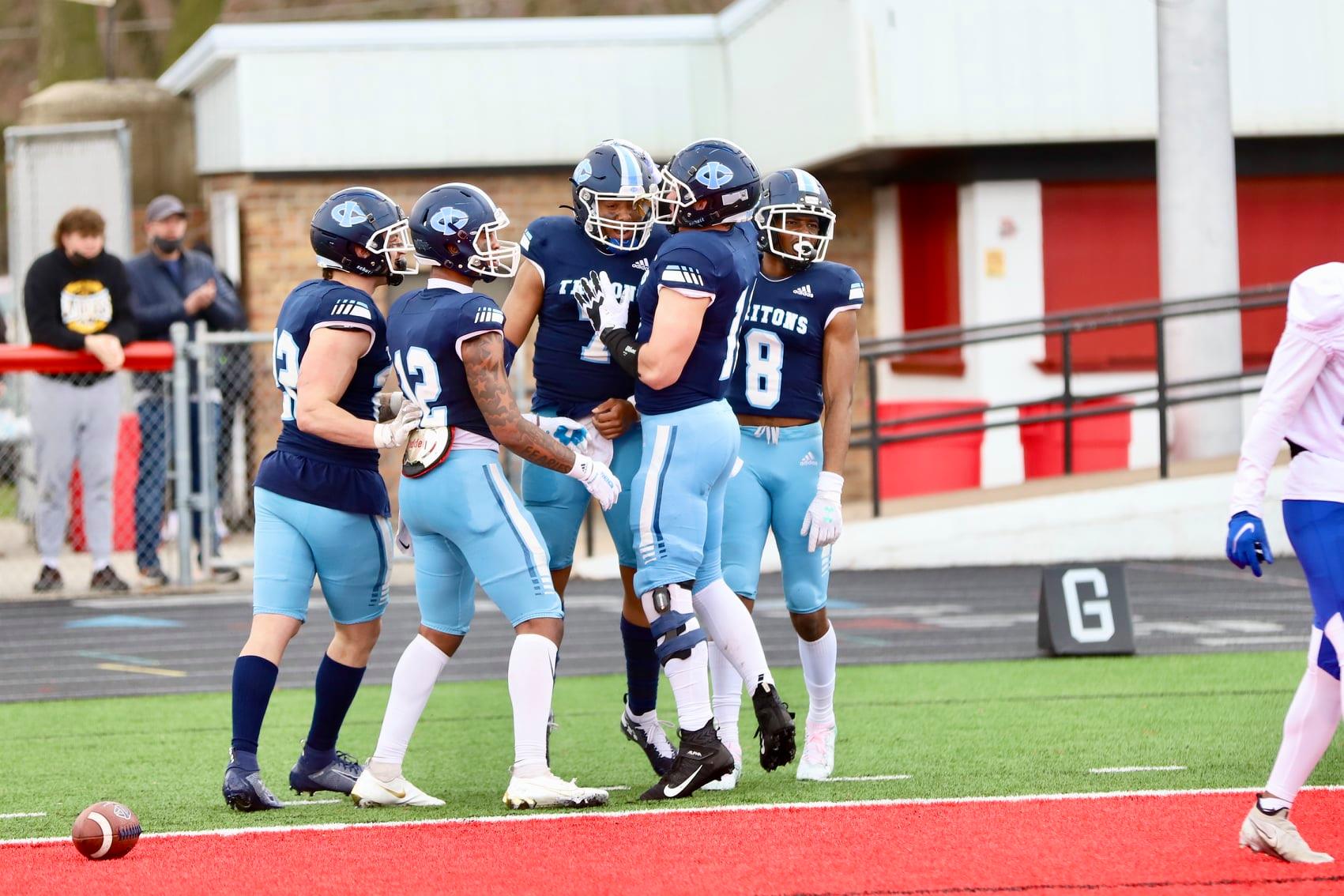 Tritons welcome in No. 2 Snow