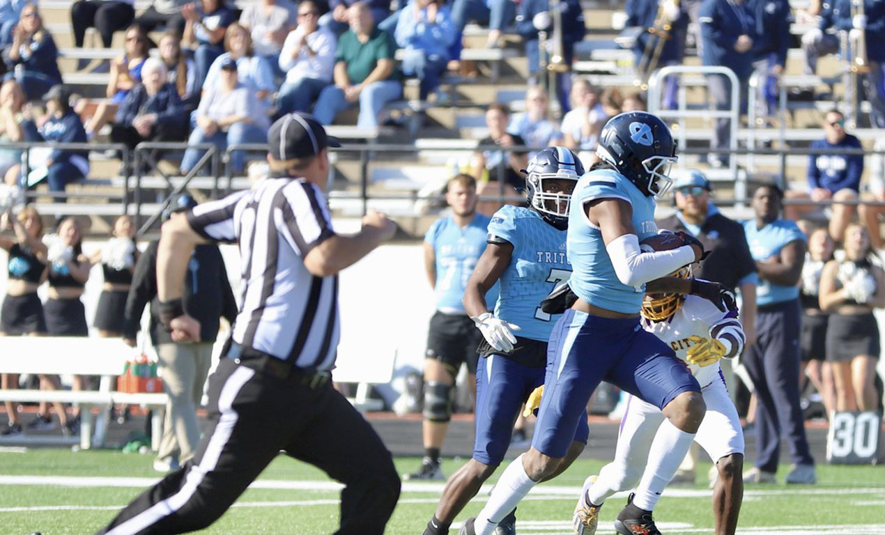 Tritons Prevail at Home
