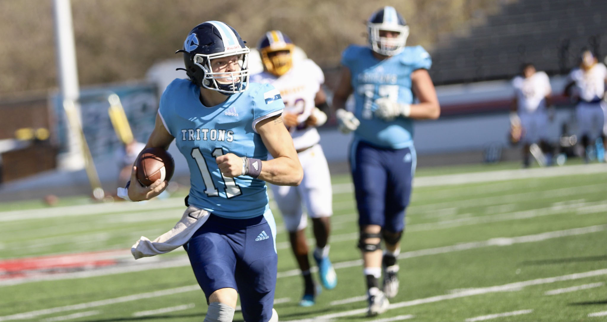 Tritons receive conference honors in football 