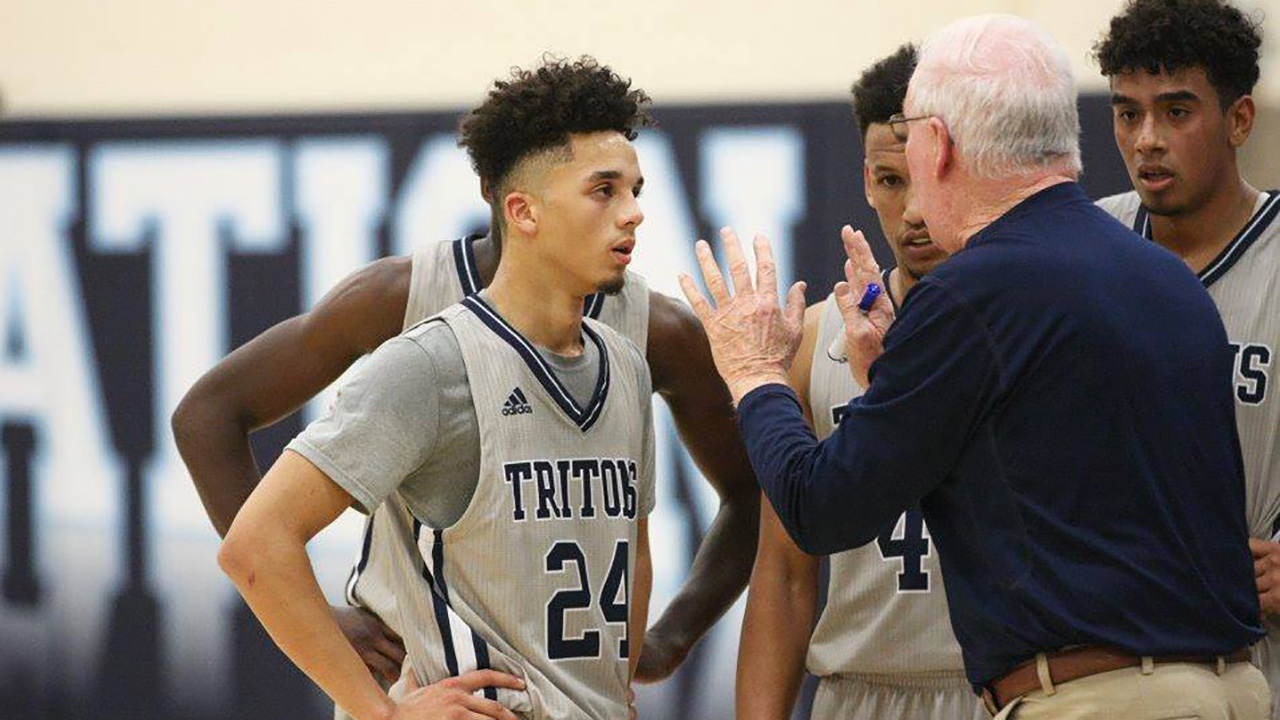 Tritons sweep at Great Western Shootout