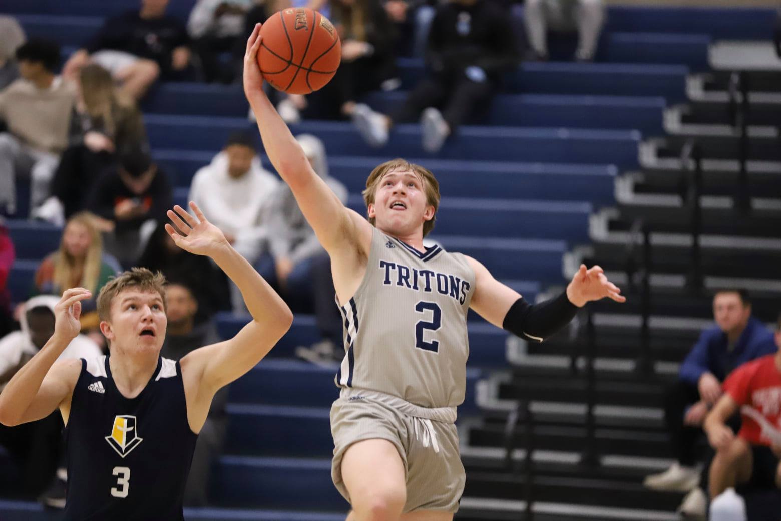 Iowa Central clipped by Dakota County