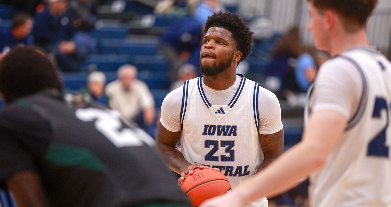 Big Second Half Leads Tritons to Victory Over Central-Columbus