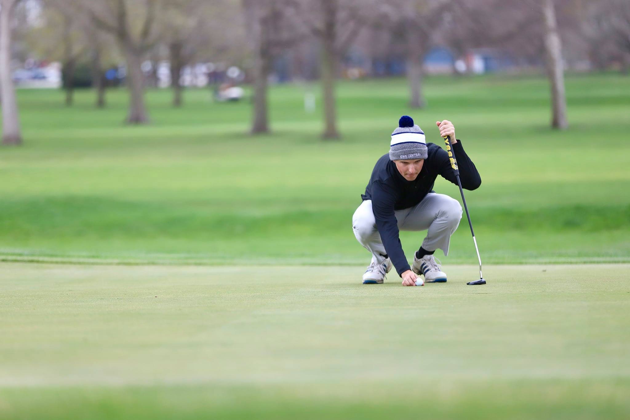 Iowa Central continues to hit the green