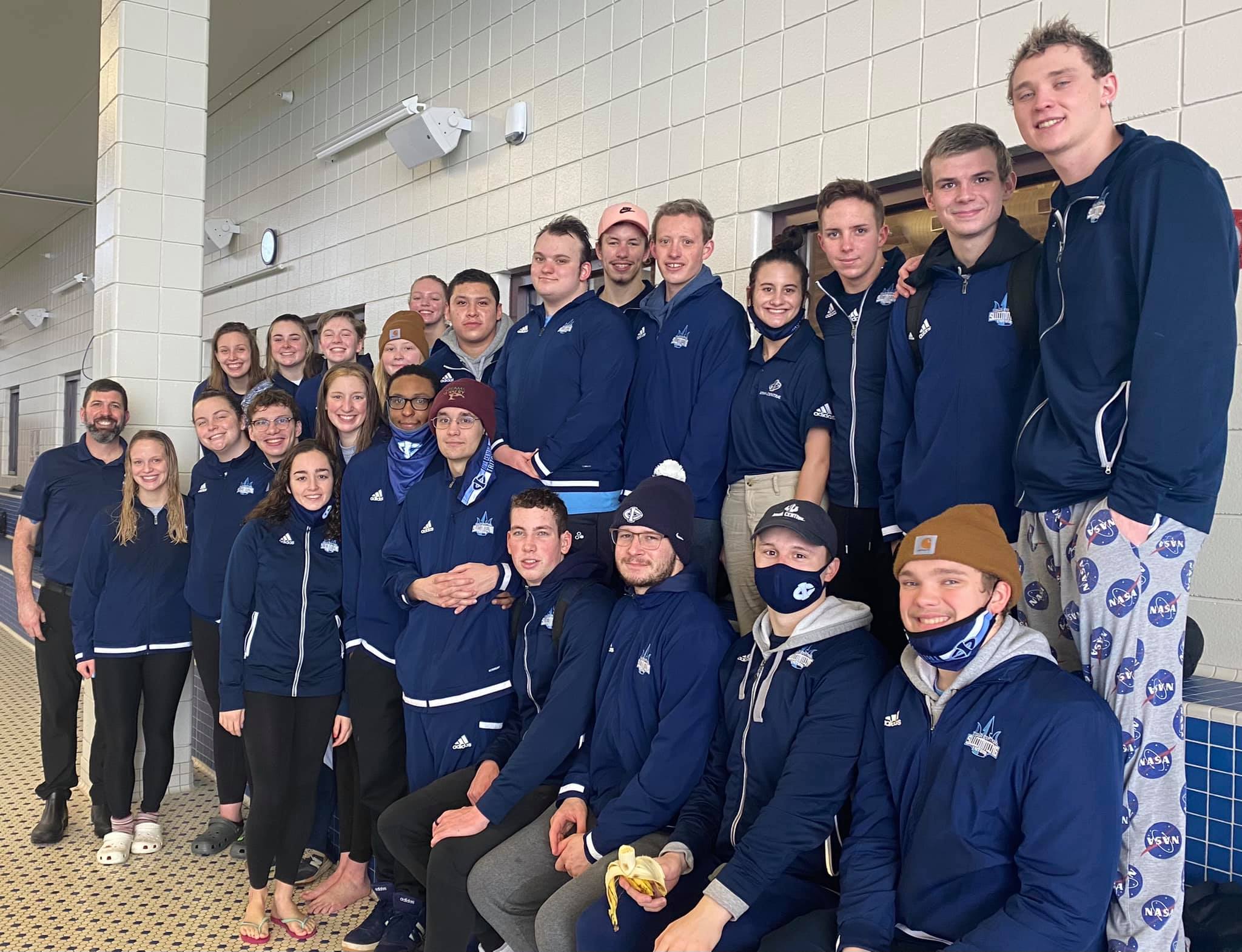 McKenzie helps spark big weekend in pool for Tritons