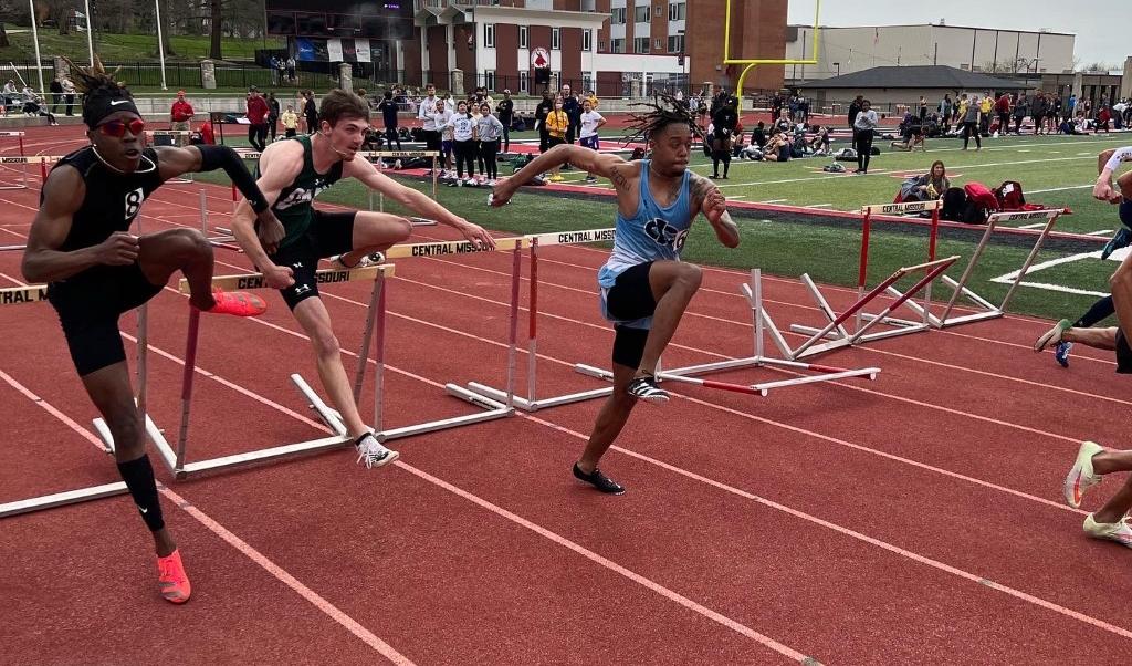 Big day for Tritons at Mule Relays