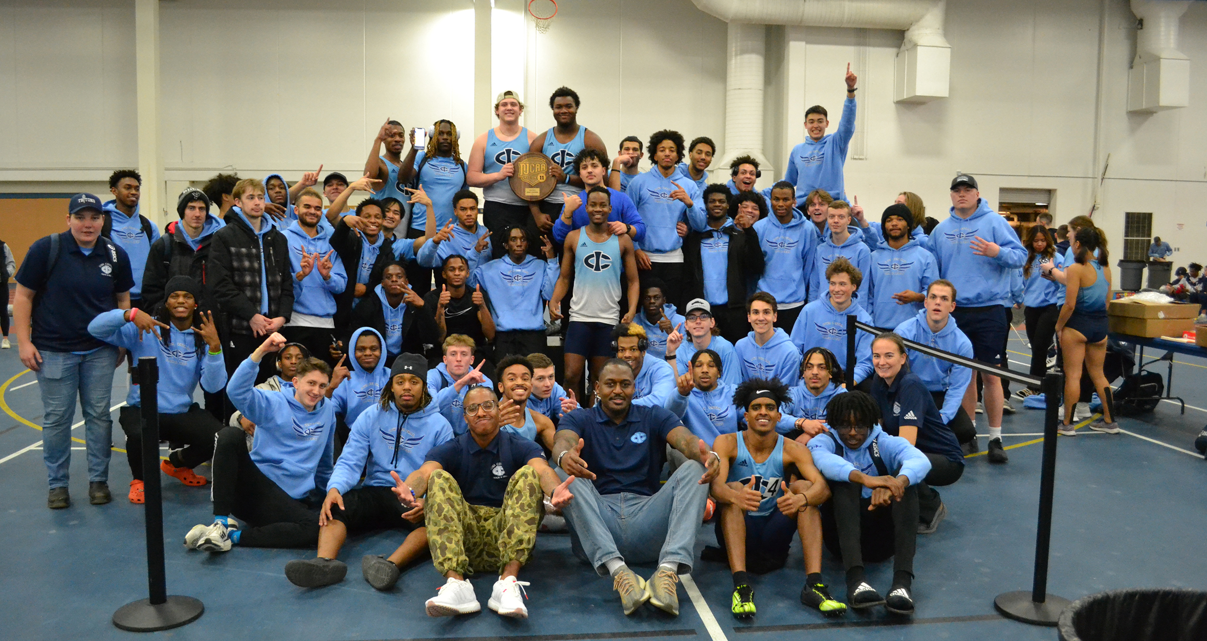 Men's Track and Field prepared for outdoor season 