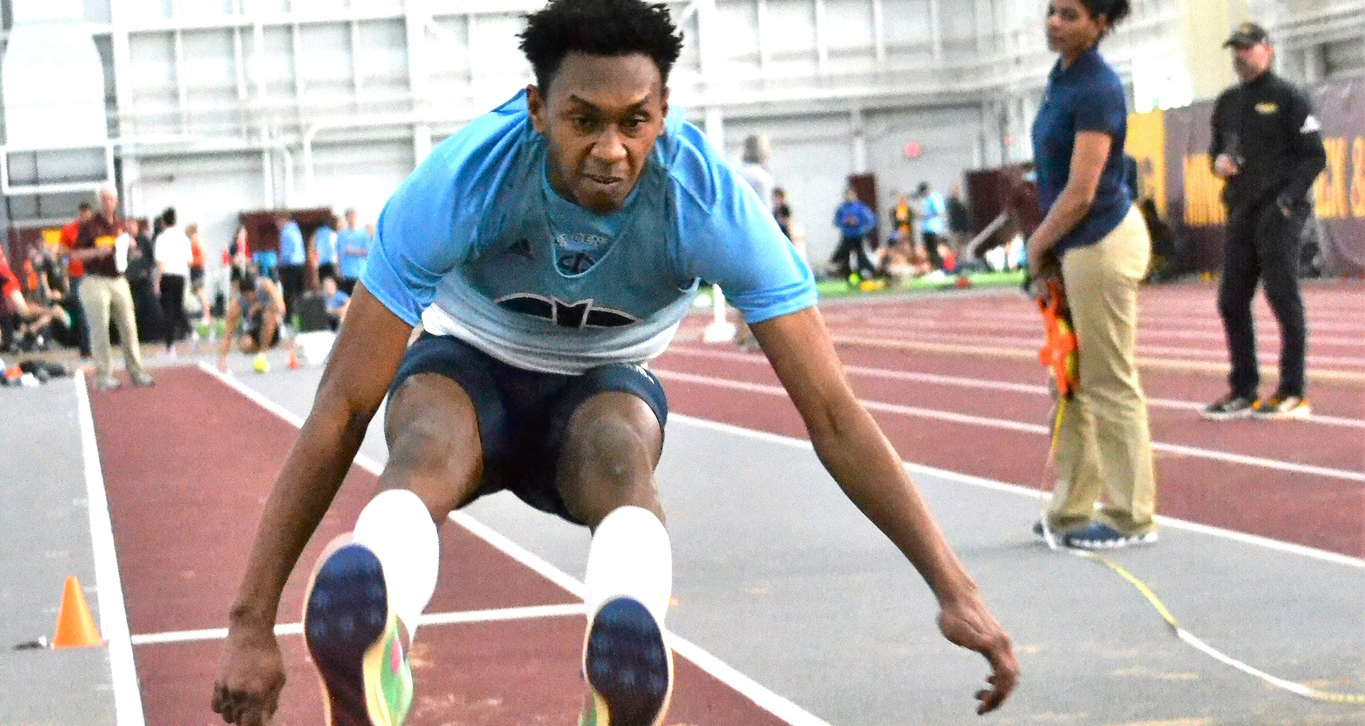 Walters sets school record in Long Jump, earning athlete of the week 