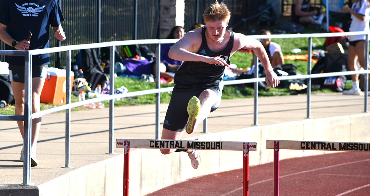 Track at UCM Mule Relays 
