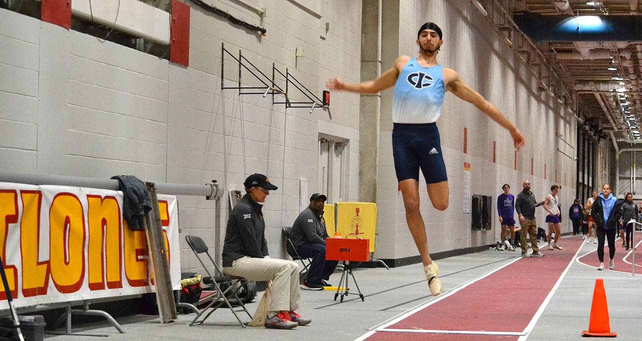 Records Fall at Iowa State Classic