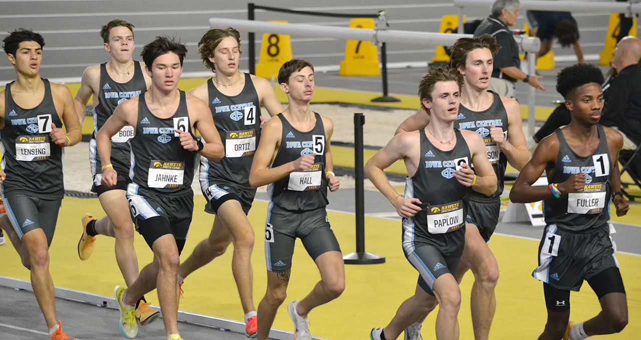 Triton Track & Field Opens Indoor Season at Hawkeye Invitational