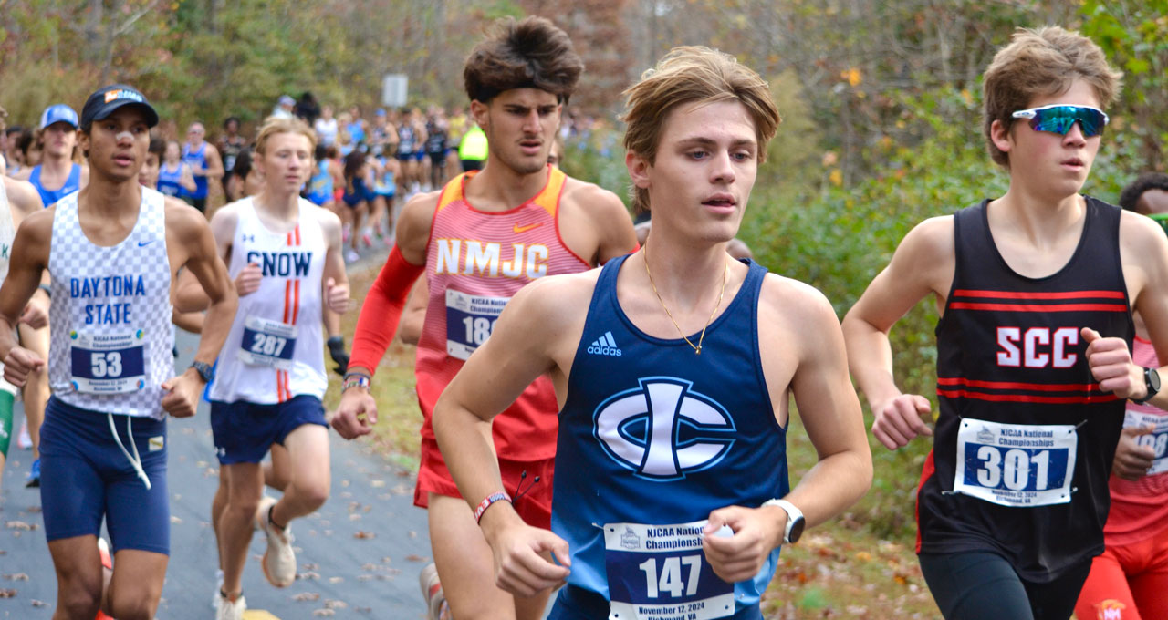Tritons Compete at NJCAA Half Marathon