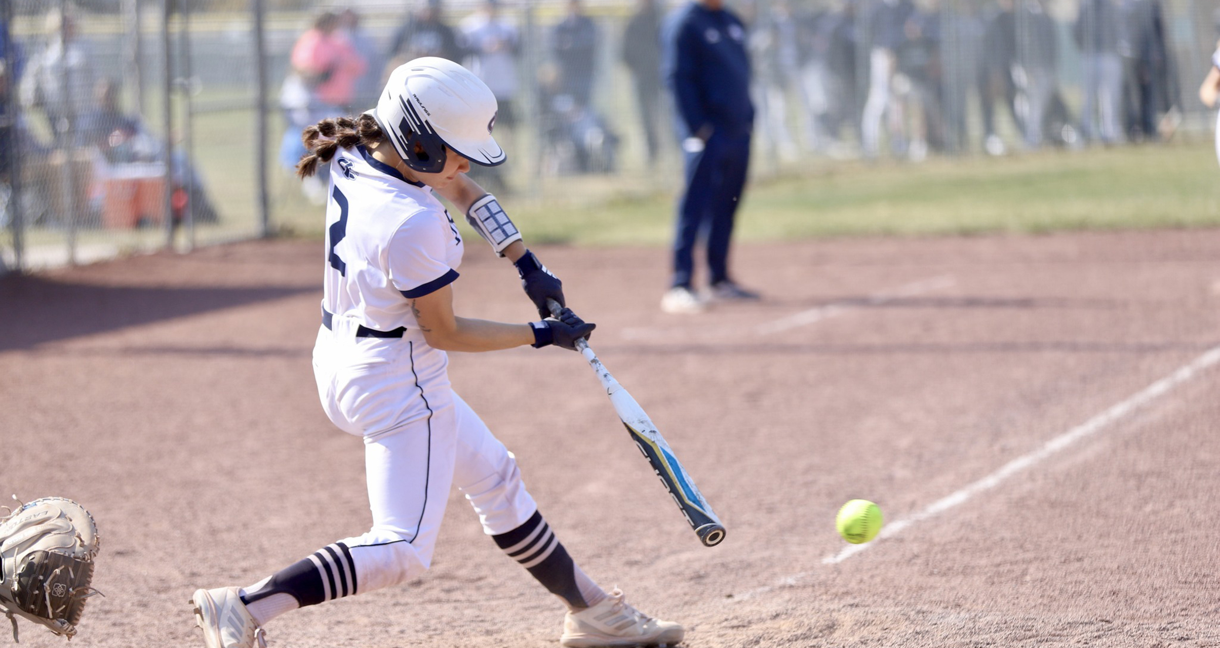 Iowa Central's Amber McKinney has 3 home runs in extra innings vs Iowa Lakes 