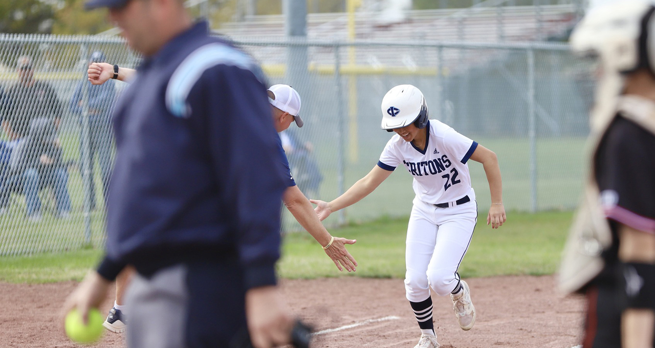 Jayda Long was 5 for 6 and had 2 home runs vs. Northeast.