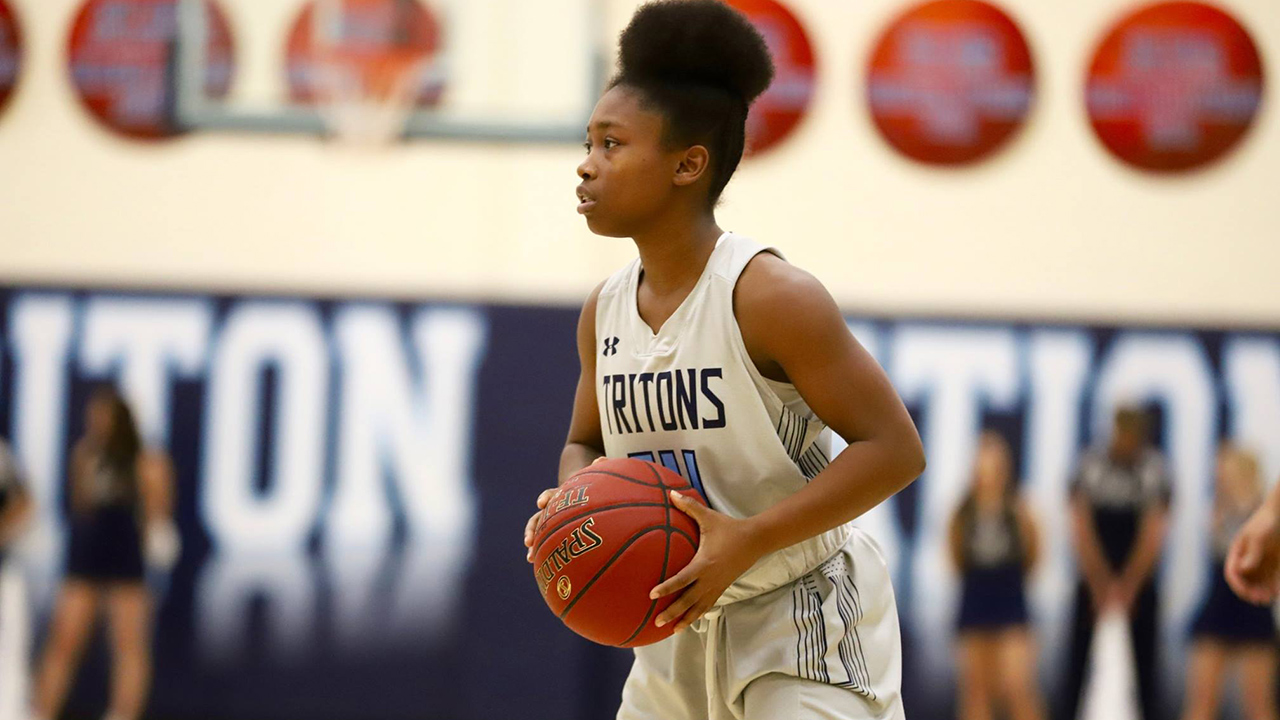 Triton women pass Science test