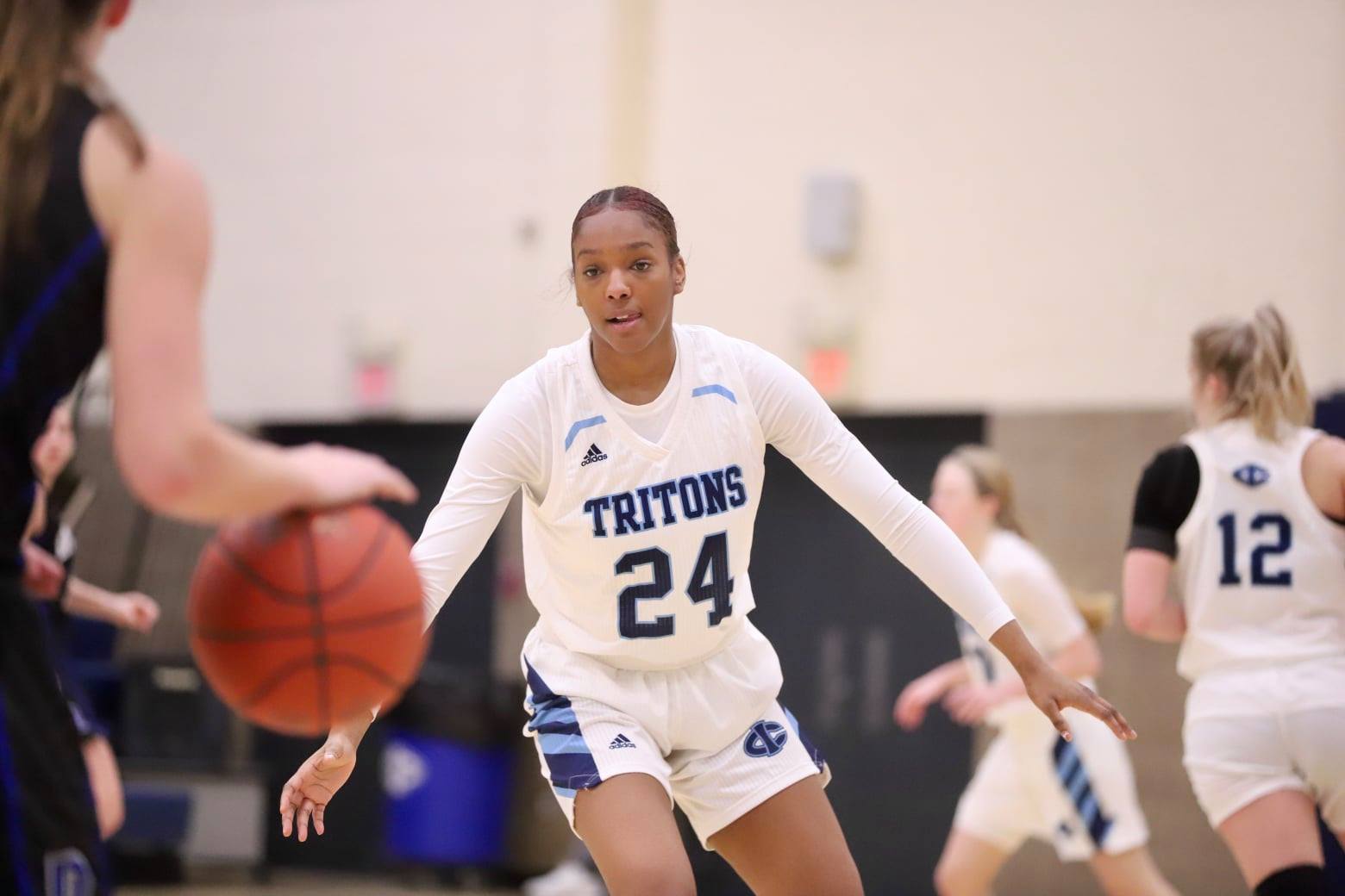 Balance effort lifts Tritons past Marshalltown