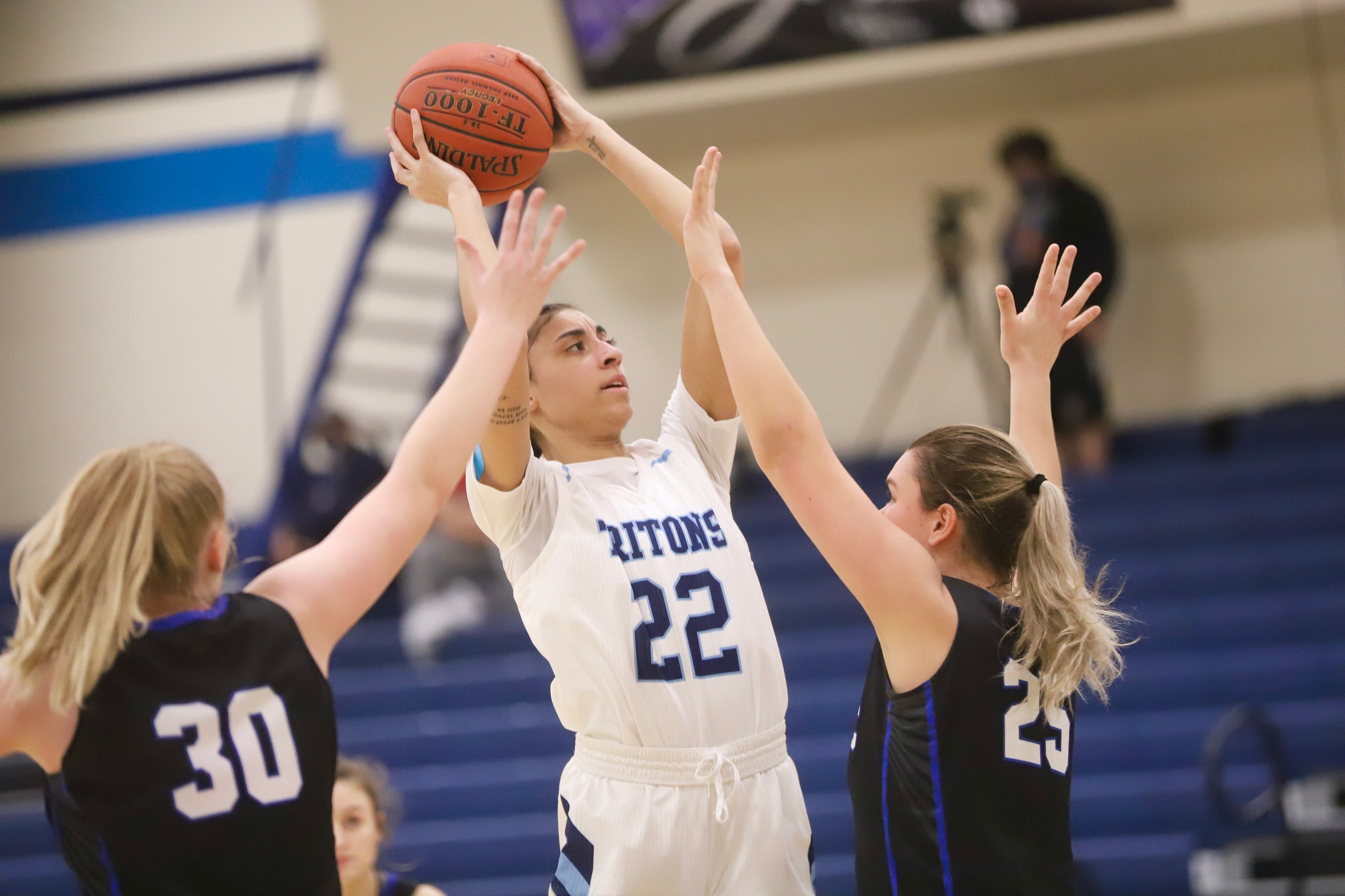 Iowa Central unable to hold off Bears