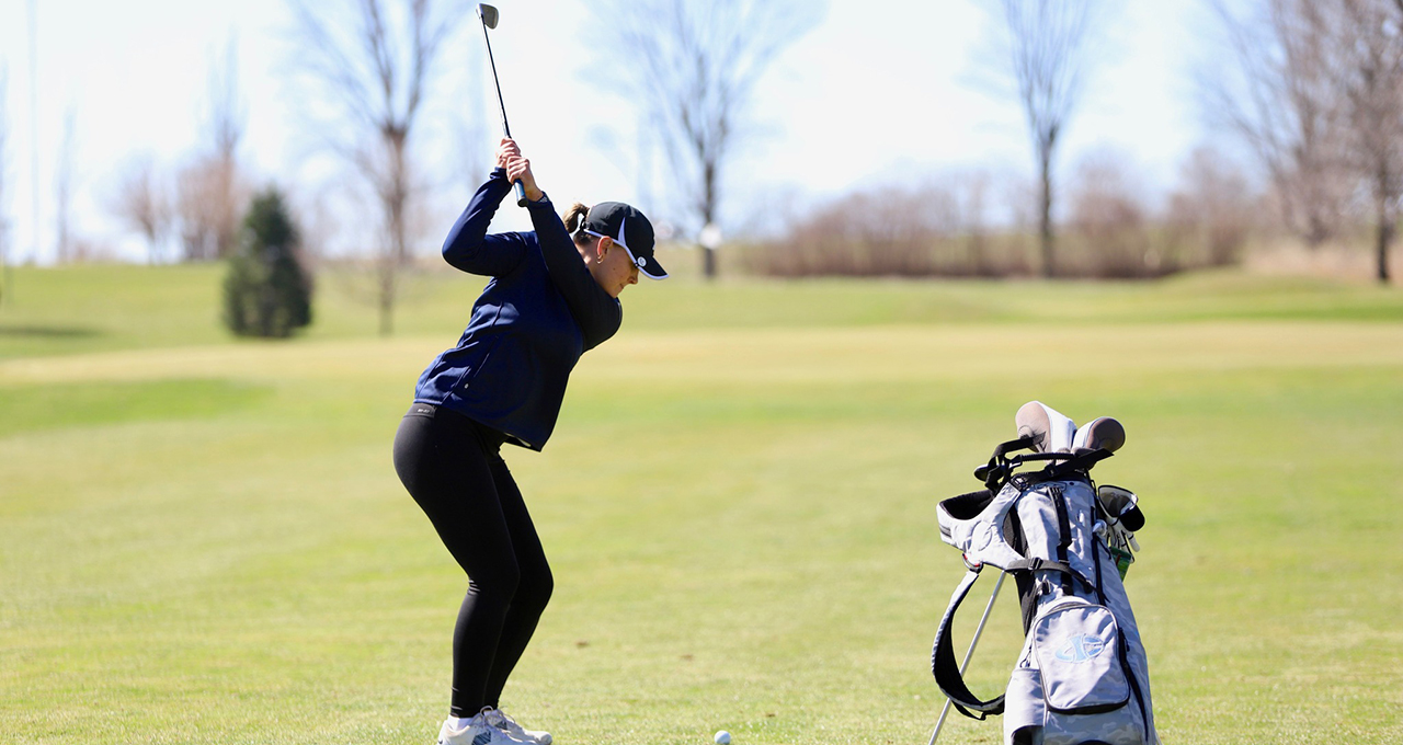 Triton women are currently 6th at districts in Dodge City, KS.