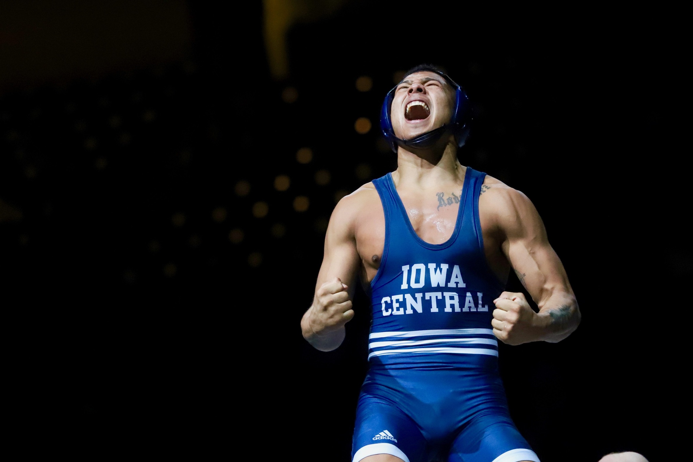 Rodriguez finishes off run with title