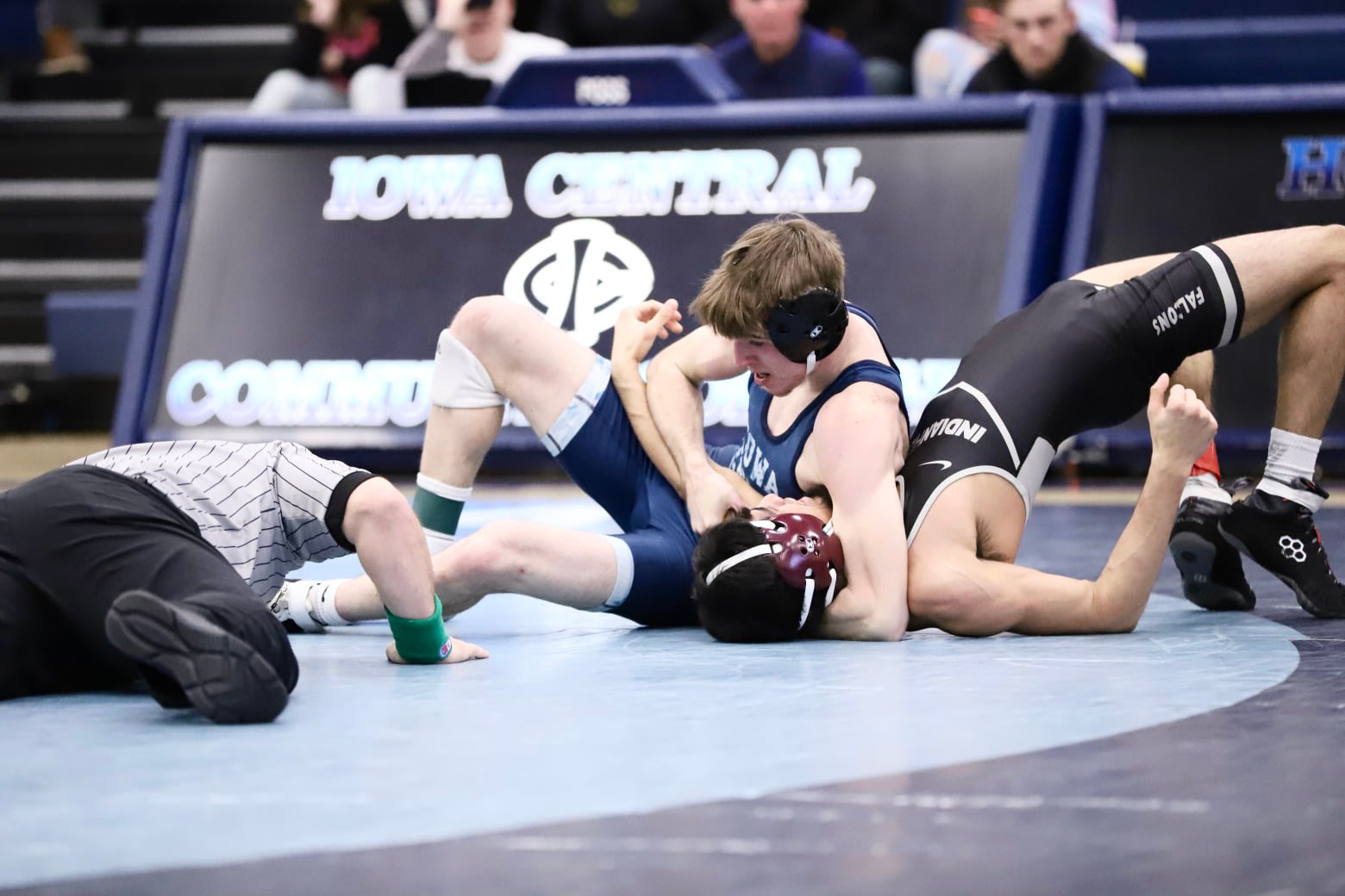 Tritons begin postseason at districts