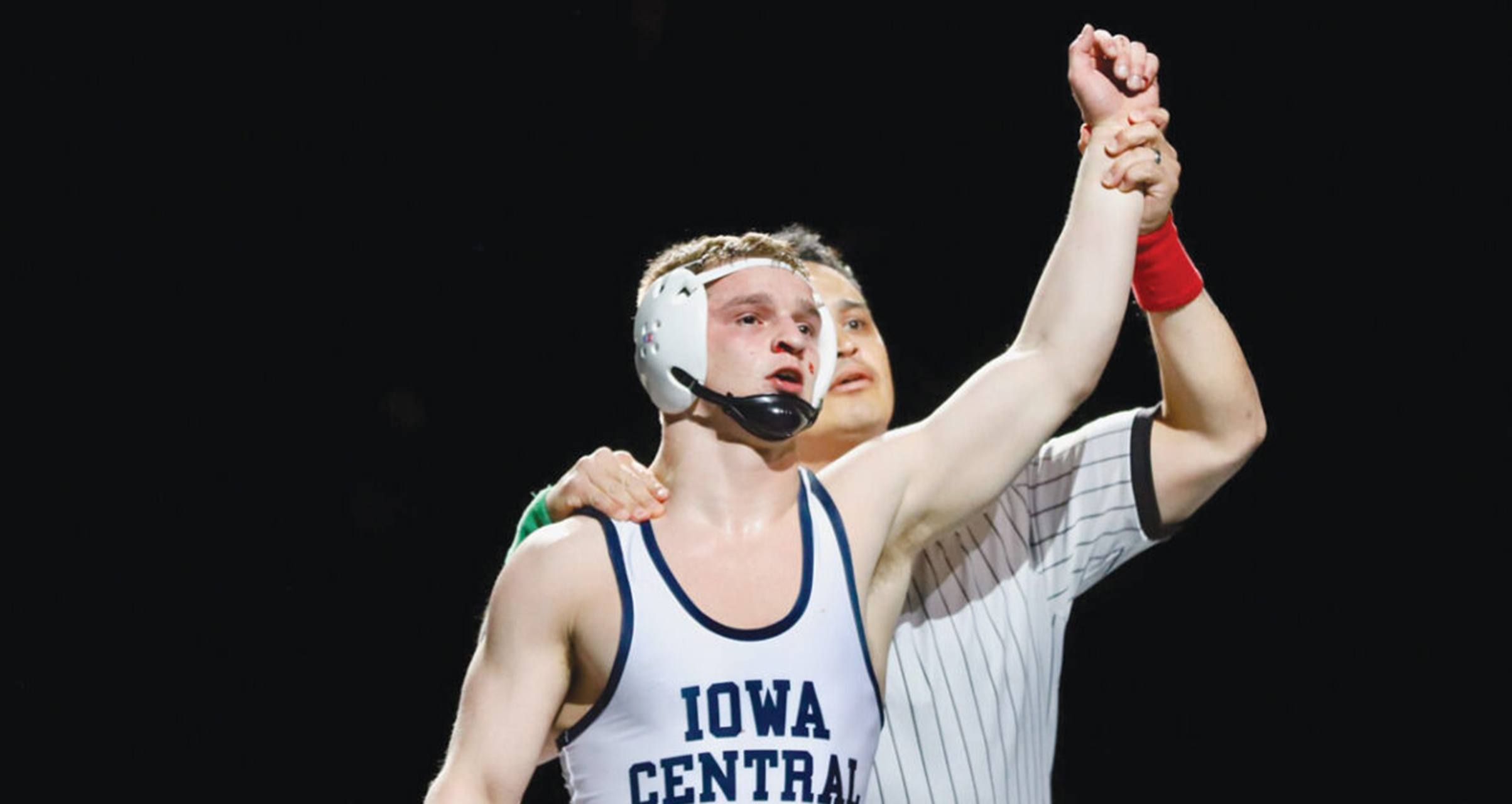 Iowa Central's Sarbo national wrestling champion at 149 lbs.