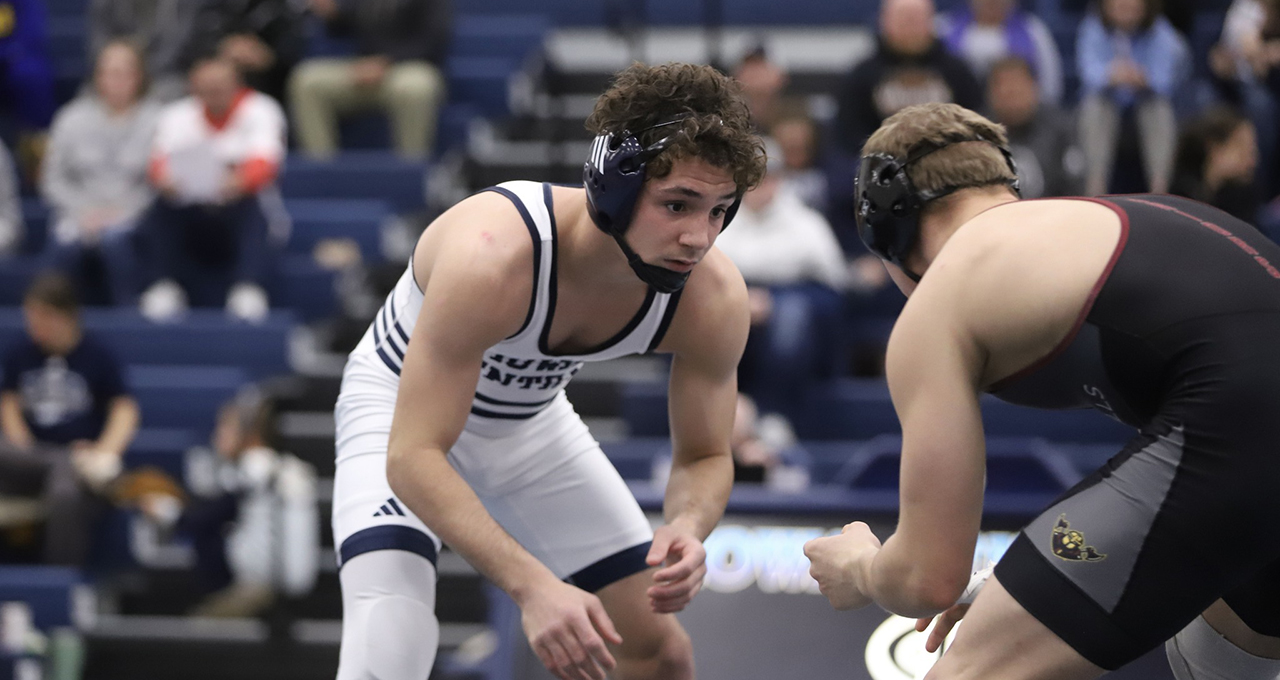 Triton Mens Wrestling dominates Indian Hills 