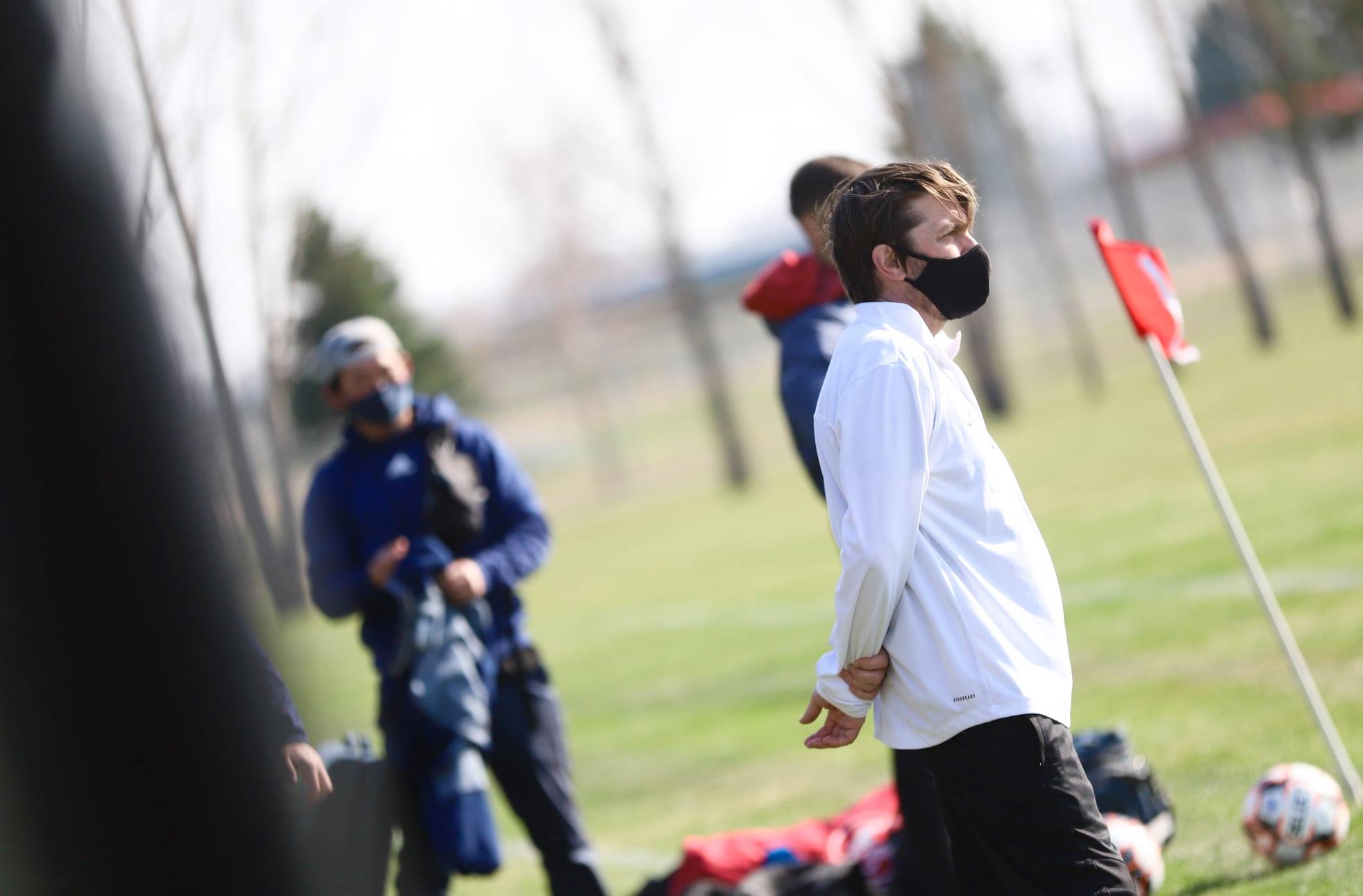 Tritons open regionals at Indian Hills