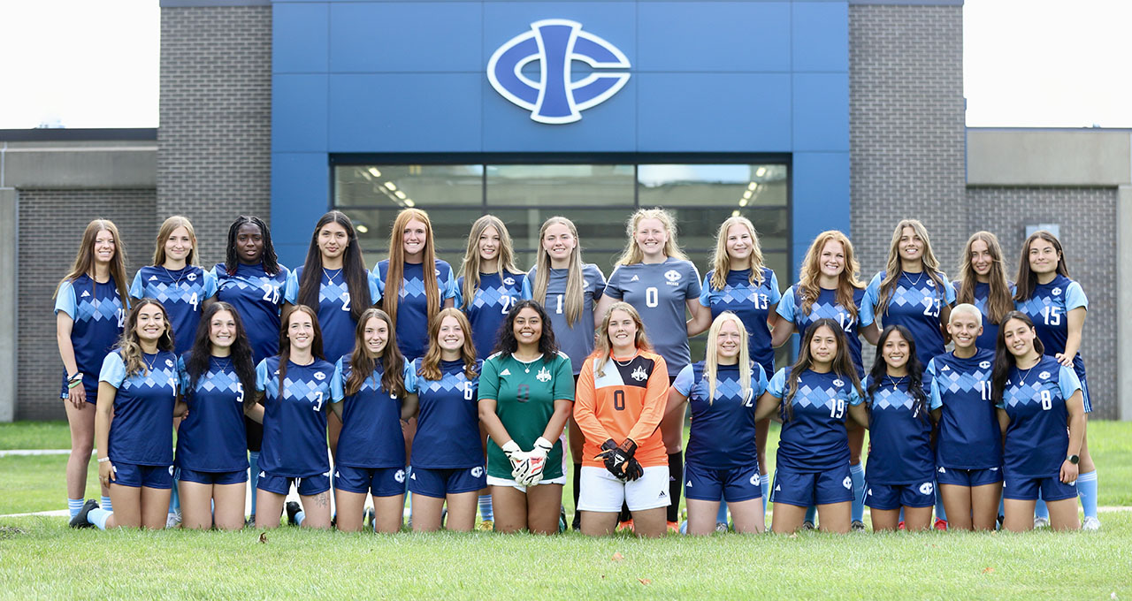Women's Soccer wins 17-0 over marshalltown 