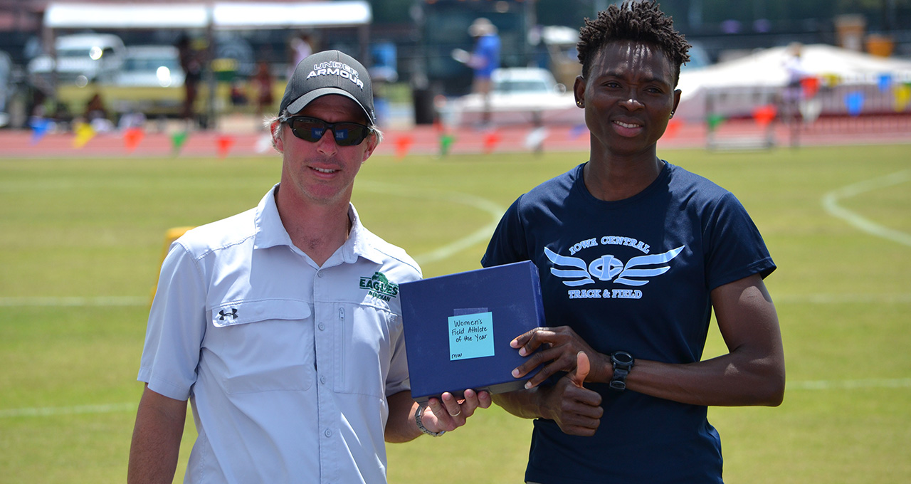 Tina Samson is the USTFCCCA Field Athlete of the Year 
