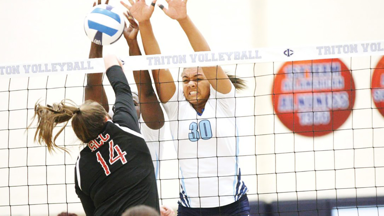 Tritons coast in opener