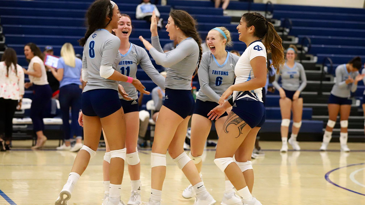 Tritons stun No. 1 Johnson