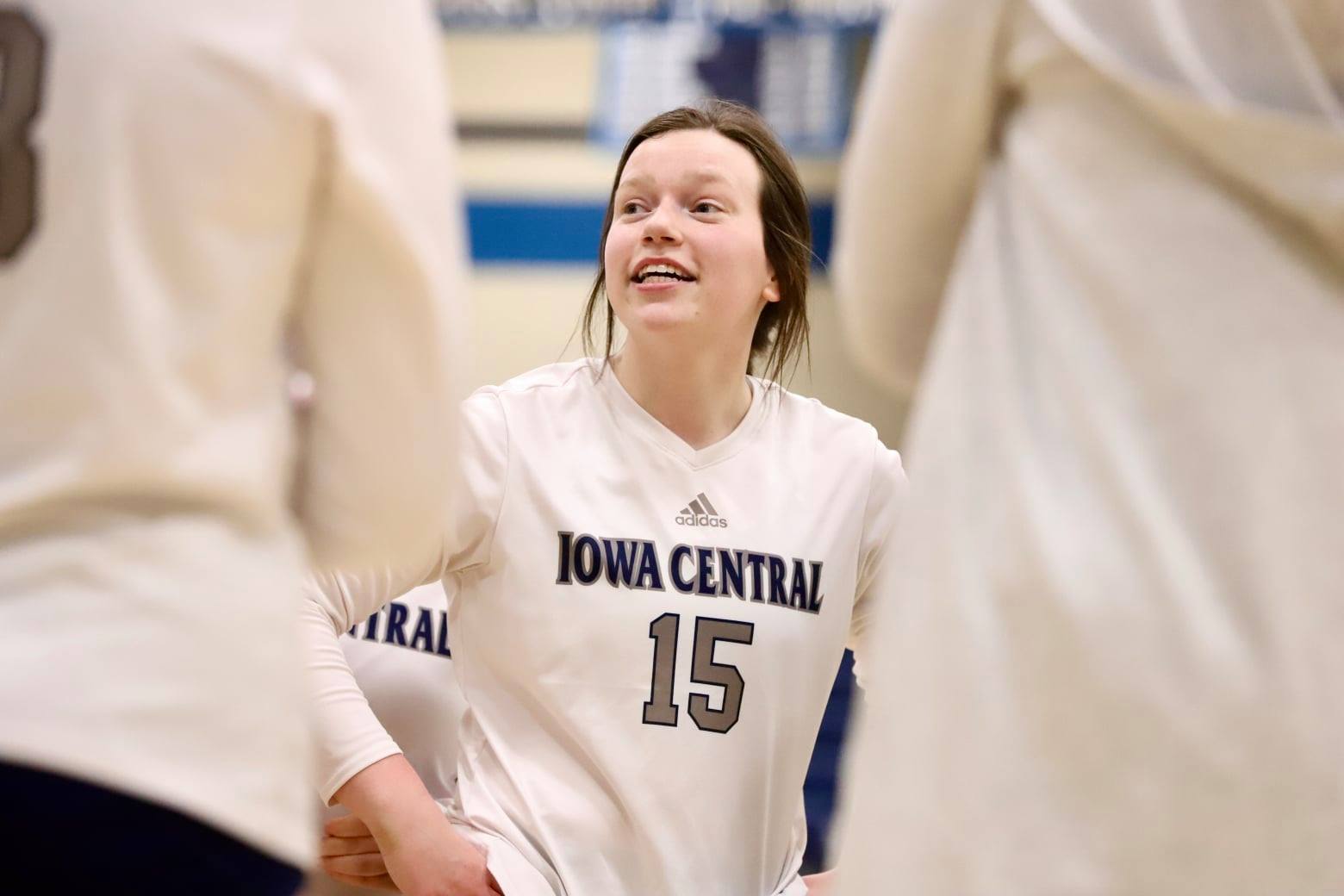 Eckert embraces 'mom' role with Tritons