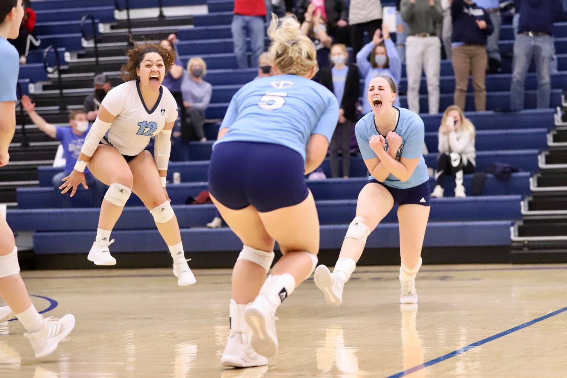 Iowa Central marches into final four