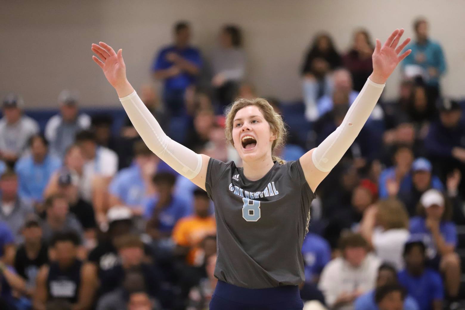 Tritons win two, set stage for showdown