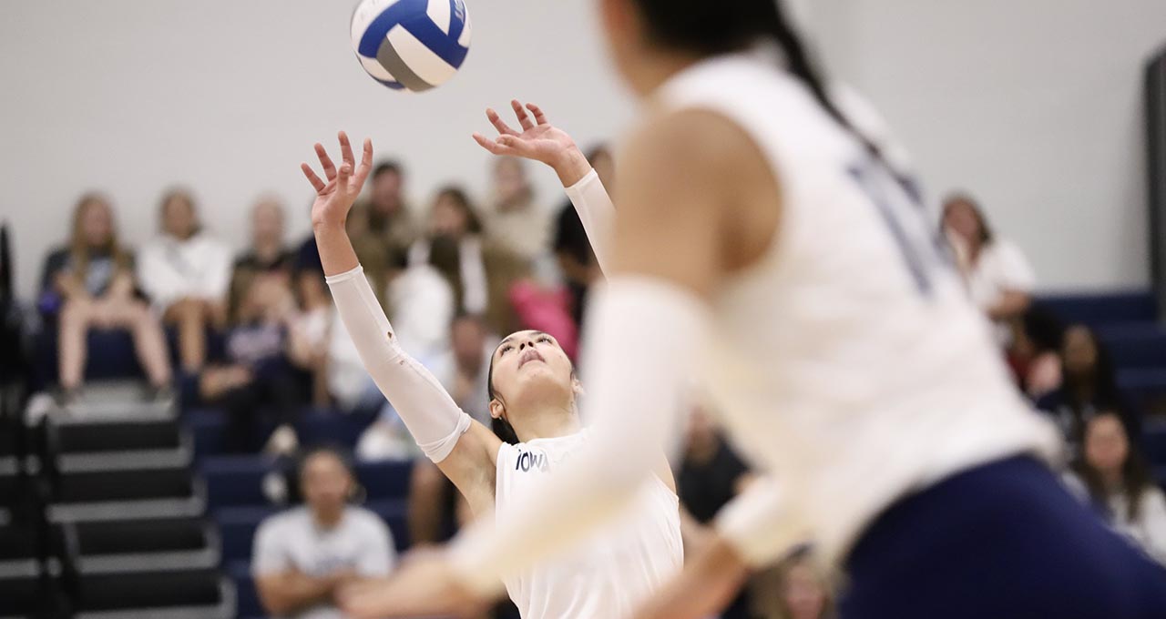 Madlock was recognized for 2000 assists Thursday 