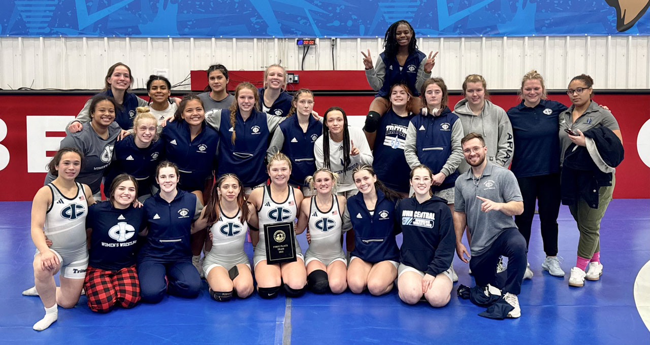 Tritons Secure First National Championship at NJCAA National Duals