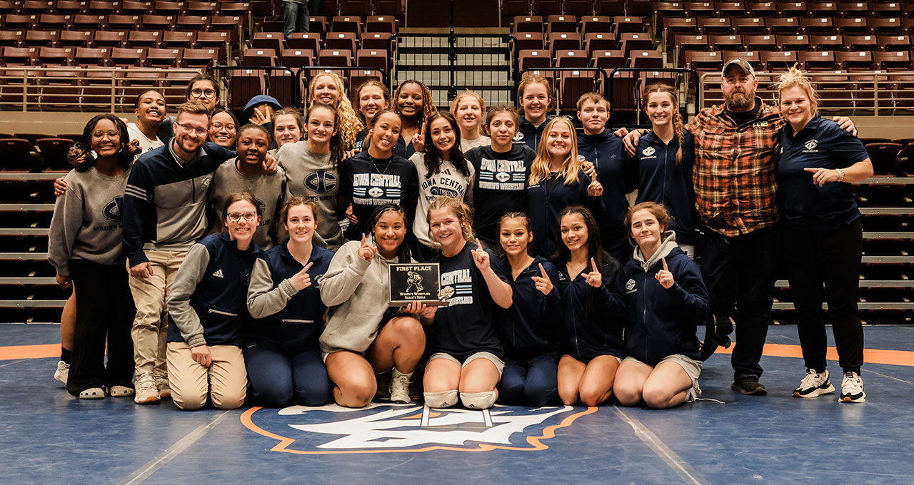 Triton Women&rsquo;s Wrestling Captures NJCAA National Duals Title